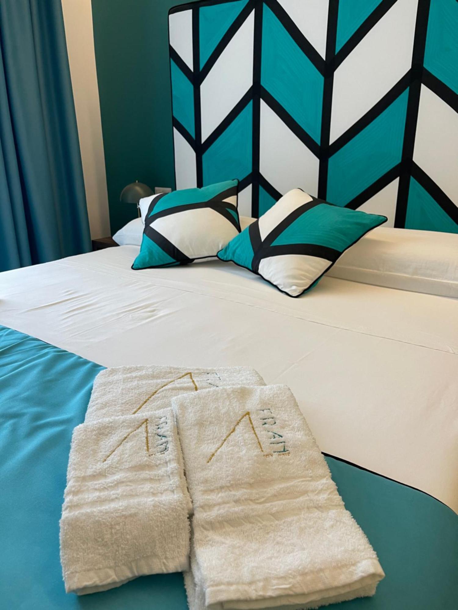 Fran City Suite Вико-Экуенсе Экстерьер фото